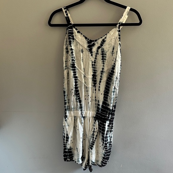 RAGA Black and White Tie-Dye Romper - Picture 1 of 8